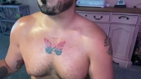 uncutlatinooo online show from 28, 2, 2026
