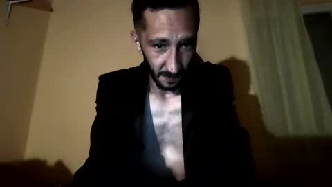 Snapshot of underguy19 chatting on 18, 9, 2025 underguy19 online show from 18, 9, 2025