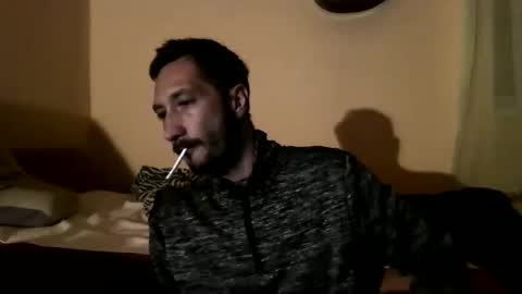 Snapshot of underguy19 chatting on 12, 10, 2025 underguy19 online show from 12, 10, 2025