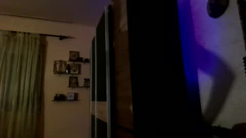 Snapshot of underguy19 chatting on 22, 12, 2025 underguy19 online show from 22, 12, 2025