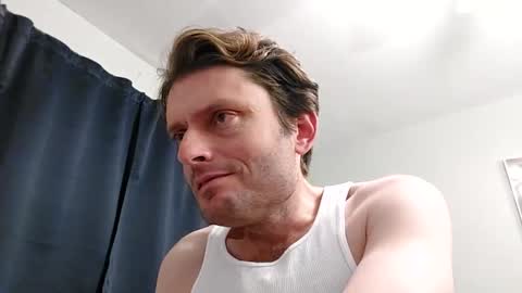 Snapshot of undress_me_ chatting on 17, 1, 2025 undress me online show from 17, 1, 2025