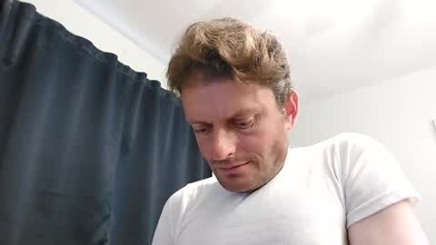 Snapshot of undress_me_ chatting on 21, 9, 2025 undress me online show from 21, 9, 2025