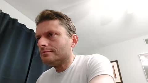 Snapshot of undress_me_ chatting on 17, 11, 2025 undress me online show from 17, 11, 2025