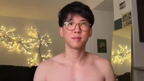 Snapshot of unhingedwang chatting on 14, 9, 2025 wang online show from 14, 9, 2025