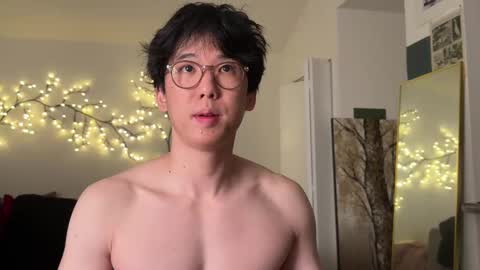 Snapshot of unhingedwang chatting on 2, 11, 2025 wang online show from 2, 11, 2025