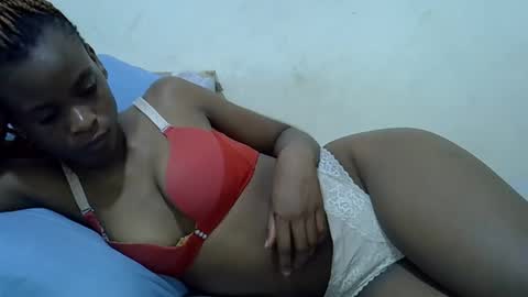 Snapshot of unholymercy chatting on 13, 12, 2025 mercy online show from 13, 12, 2025