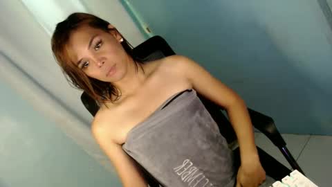 Snapshot of unknown_trans18 chatting on 3, 3, 2025 unknown_trans18 online show from 3, 3, 2025