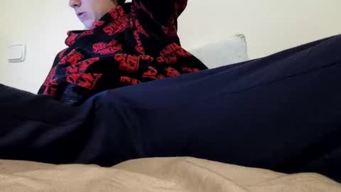 unknownuser414606 online show from 18, 11, 2025