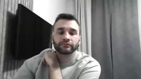 Snapshot of unnknow2024 chatting on 24, 2, 2025 SlavaVibes online show from 24, 2, 2025