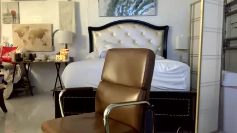 Snapshot of unverifiedbwc chatting on 9, 2, 2025 Stepbro online show from 9, 2, 2025