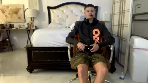 Snapshot of unverifiedbwc chatting on 10, 2, 2025 Stepbro online show from 10, 2, 2025