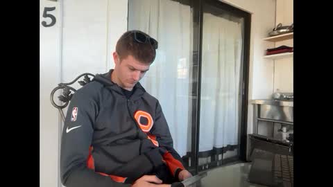 Snapshot of unverifiedbwc chatting on 3, 3, 2025 Stepbro online show from 3, 3, 2025