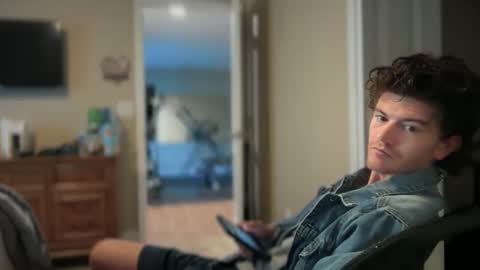 Snapshot of unverifiedbwc chatting on 21, 9, 2025 Stepbro online show from 21, 9, 2025