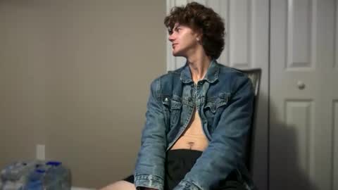 Snapshot of unverifiedbwc chatting on 16, 10, 2025 Stepbro online show from 16, 10, 2025