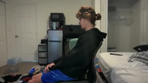 Snapshot of unverifiedbwc chatting on 9, 11, 2025 Stepbro online show from 9, 11, 2025