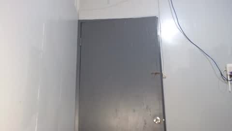 Snapshot of ur_anarosesexdoll chatting on 18, 1, 2025 anarose online show from 18, 1, 2025