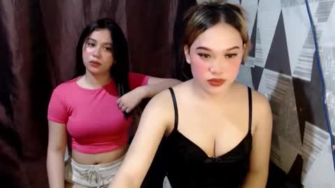 Snapshot of ur_anarosesexdoll chatting on 7, 11, 2025 anarose online show from 7, 11, 2025