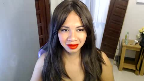 Snapshot of ur_cutiesthotasianxx chatting on 22, 1, 2025 Vee online show from 22, 1, 2025