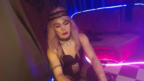 Snapshot of ur_dominatrix chatting on 16, 1, 2026 MISS ANNA online show from 16, 1, 2026