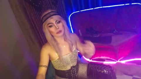 Snapshot of ur_dominatrix chatting on 17, 1, 2026 MISS ANNA online show from 17, 1, 2026