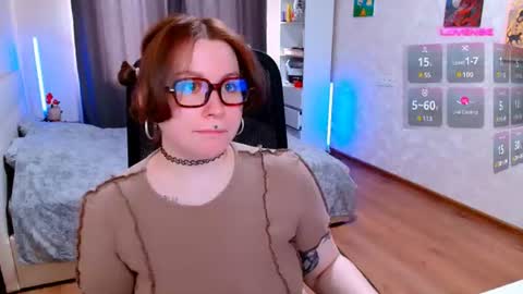 ur_geekgirl online show from 26, 6, 2026