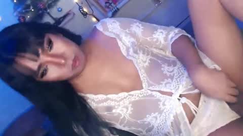 Snapshot of ur_hot_tommiexx chatting on 20, 12, 2024 jennie online show from 20, 12, 2024