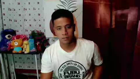 Snapshot of ur_pinoydave chatting on 21, 1, 2025 Dave online show from 21, 1, 2025