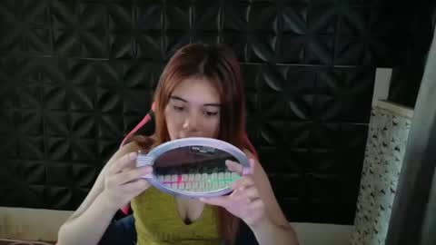 Snapshot of ur_prettyangel chatting on 24, 4, 2026 ur_prettyangel online show from 24, 4, 2026