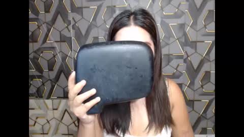ur_prettychelsie18 online show from 10, 6, 2026