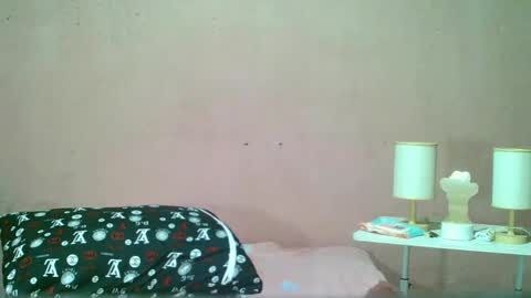 ur_sexybabe_ehra online show from 8, 1, 2025