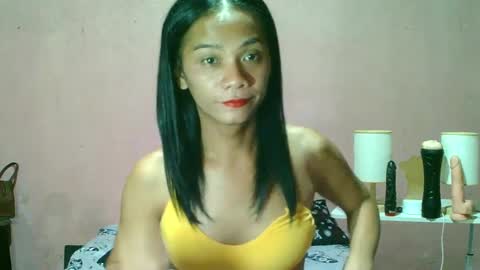 ur_sexybabe_ehra online show from 17, 1, 2025