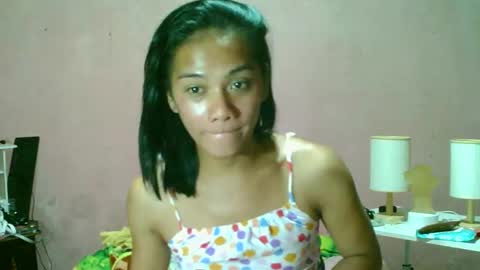 ur_sexybabe_ehra online show from 5, 3, 2025