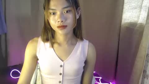 Snapshot of urasian_crisa chatting on 22, 9, 2025 urasian_crisa online show from 22, 9, 2025