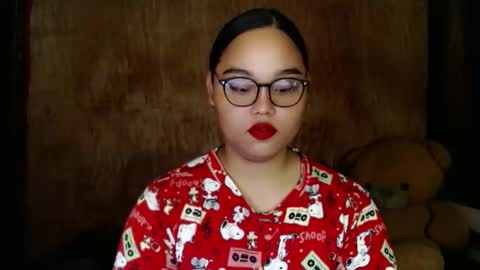 Snapshot of urasian_hotchix69 chatting on 12, 11, 2025 Lycah online show from 12, 11, 2025