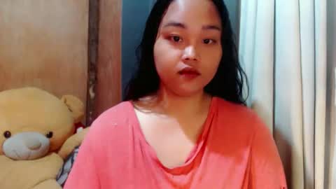 Snapshot of urasian_hotchix69 chatting on 22, 11, 2025 Lycah online show from 22, 11, 2025