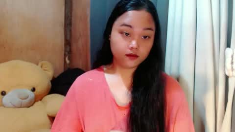 Snapshot of urasian_hotchix69 chatting on 29, 11, 2025 Lycah online show from 29, 11, 2025