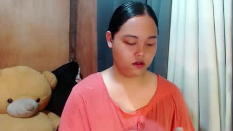 Snapshot of urasian_hotchix69 chatting on 5, 12, 2025 Lycah online show from 5, 12, 2025