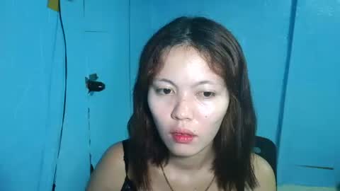 Snapshot of urasian_leamae chatting on 18, 11, 2025 Your Angel online show from 18, 11, 2025