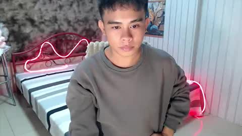 HI WE ARE NATHANIEL AND SEV online show from 6, 3, 2026