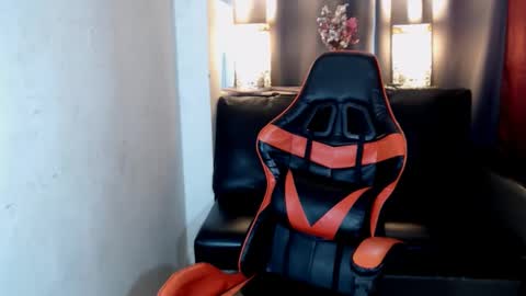 Snapshot of urasian_olivia1 chatting on 29, 12, 2024 Olivia online show from 29, 12, 2024