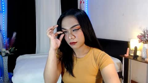 Snapshot of urasian_olivia1 chatting on 10, 2, 2025 Olivia online show from 10, 2, 2025