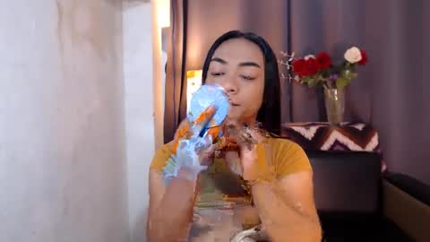 Snapshot of urasian_olivia1 chatting on 16, 2, 2025 Olivia online show from 16, 2, 2025