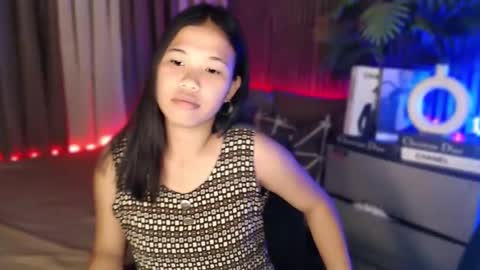 urasian_pinay_gurl online show from 7, 4, 2026