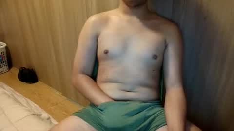 Snapshot of urasian_van chatting on 17, 6, 2026 urasian_van online show from 17, 6, 2026
