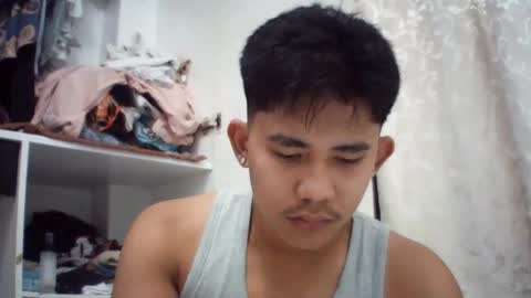 Snapshot of urcutie_asianboy chatting on 15, 11, 2025 KEN online show from 15, 11, 2025