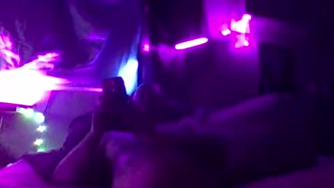 urdaddy875867 online show from 3, 11, 2025