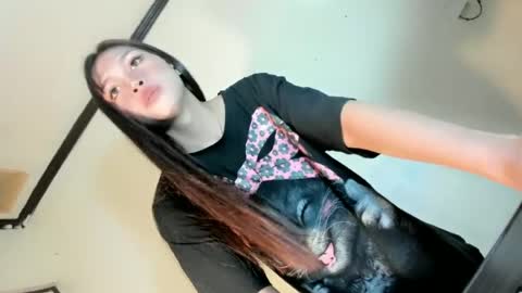 Rona Ella online show from 1, 7, 2026