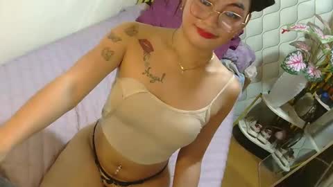 Snapshot of urdream_bride chatting on 19, 5, 2026 urdream_bride online show from 19, 5, 2026