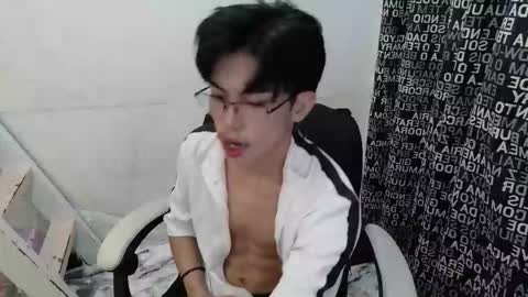 Snapshot of urdreamtw1nk chatting on 21, 9, 2025 urdreamtw1nk online show from 21, 9, 2025