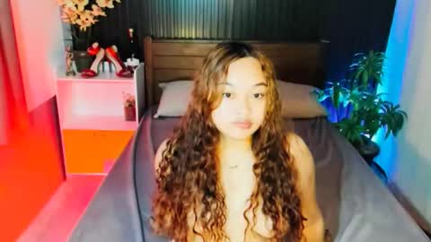 Scarlet online show from 9, 10, 2025